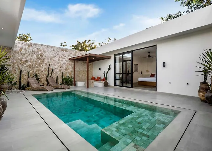 Apricot House By Alfred In Bali * Uluwatu (Bali)