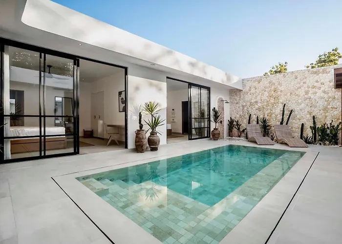 Apricot House By Alfred In Bali Villa *